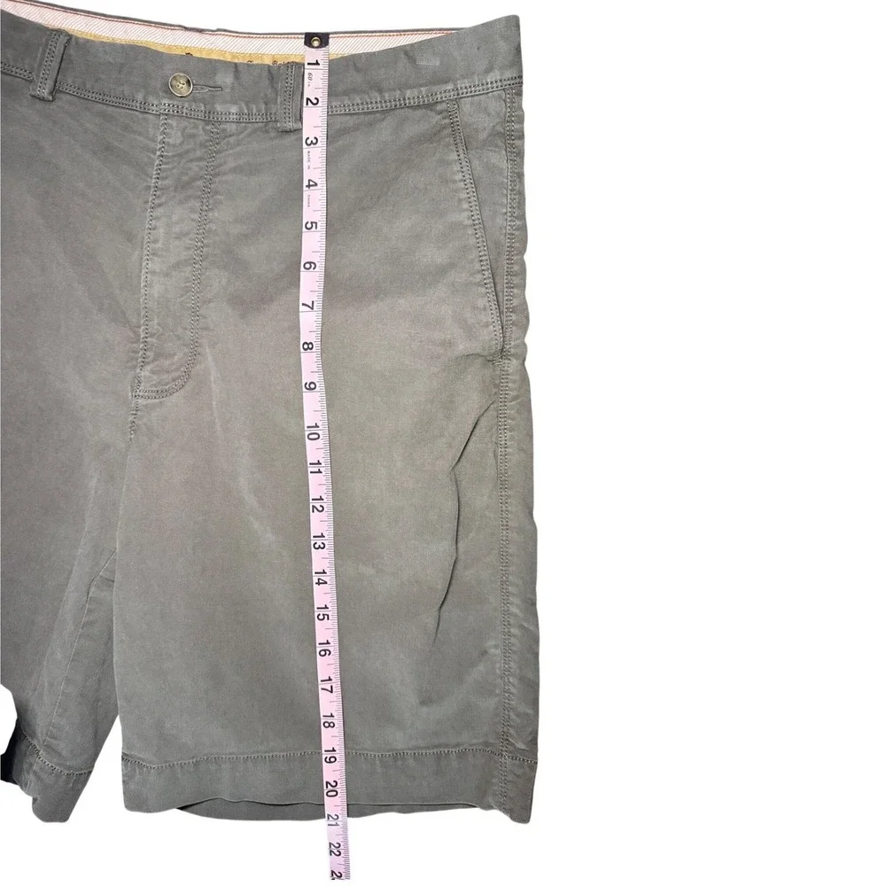 Tommy Bahama Olive Green Chino Shorts Men Size 34 Stretch